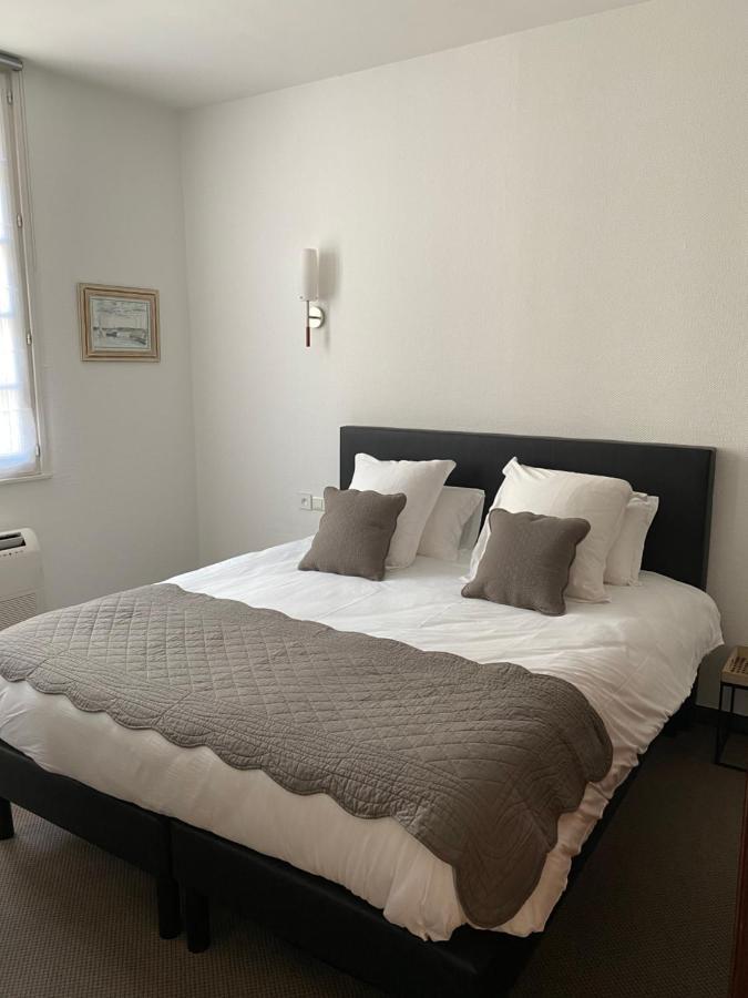 Saint-Riquier Hotel Jean De Bruges מראה חיצוני תמונה